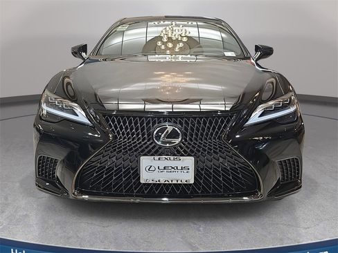 New 2026 Lexus LS 500 AWD image 2