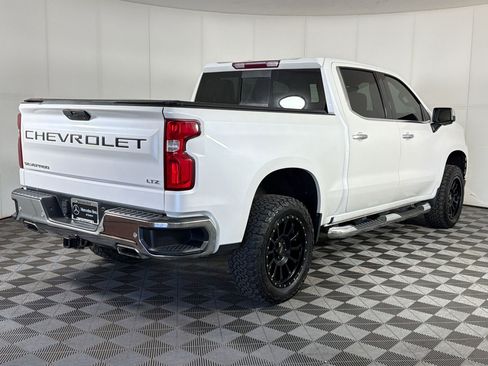 Used 2019 Chevrolet Silverado 1500 LTZ w/ LTZ Plus Package AWD/4WD image 9