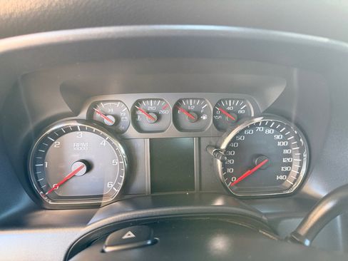 Used 2017 Chevrolet Silverado 1500 W/T w/ Trailering Package image 10