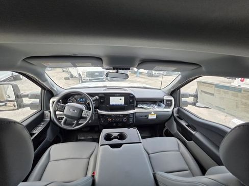 New 2025 Ford F550 4x4 Crew Cab Super Duty image 11