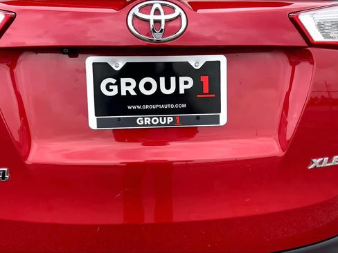 Used 2013 Toyota RAV4 XLE image 10