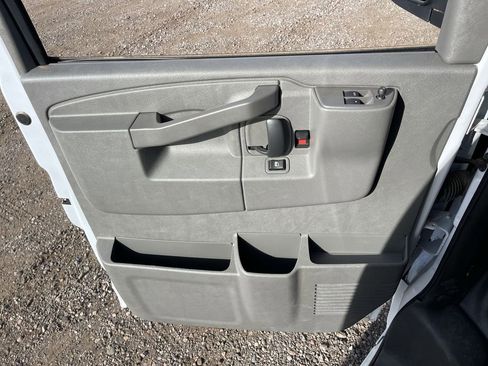 New 2025 GMC Savana 2500 Extended w/ Driver Convenience Package image 22