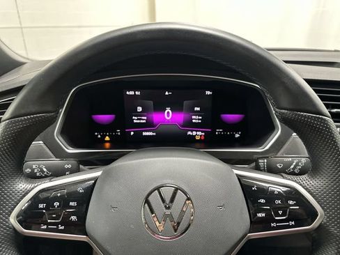 Used 2022 Volkswagen Tiguan SE R-Line AWD/4WD image 10