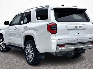 Used 2025 Toyota 4Runner Limited video 3