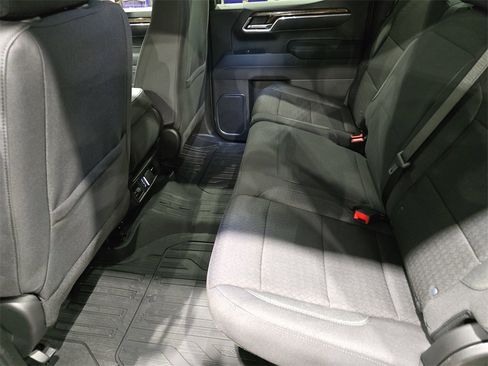 New 2026 GMC Sierra 1500 SLE image 14