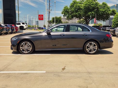 Used 2021 Mercedes-Benz E 350 4MATIC Sedan w/ Premium Package image 4
