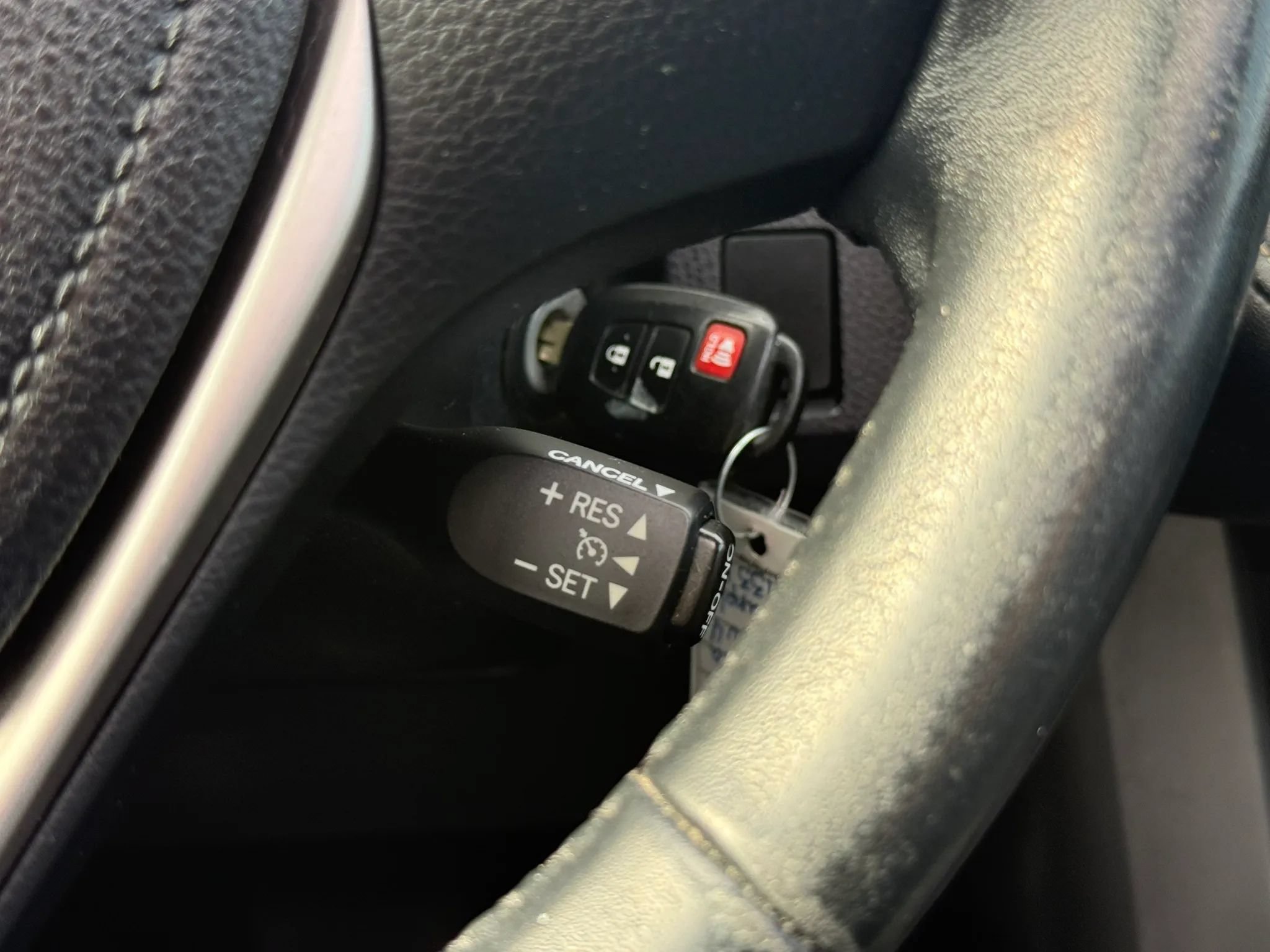 Used 2016 Toyota RAV4 XLE FWD image 32