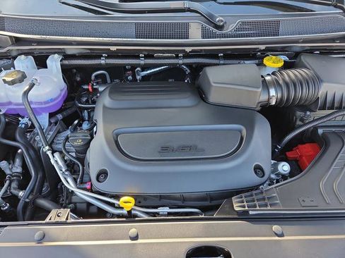 New 2026 Chrysler Pacifica Select w/ S Appearance Package image 39