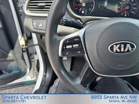 Used 2020 Kia Sorento LX FWD image 18