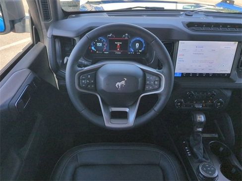 New 2025 Ford Bronco Badlands image 16