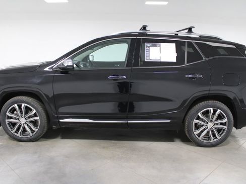 Used 2020 GMC Terrain Denali w/ Denali Premium Package image 6