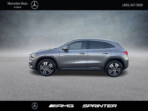 Used 2025 Mercedes-Benz GLA 250 GLA 250 image 2