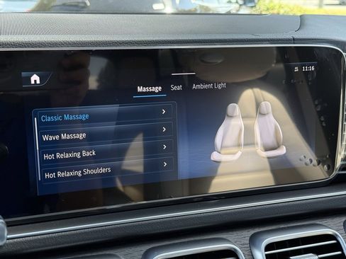 New 2025 Mercedes-Benz GLS 580 4MATIC image 13