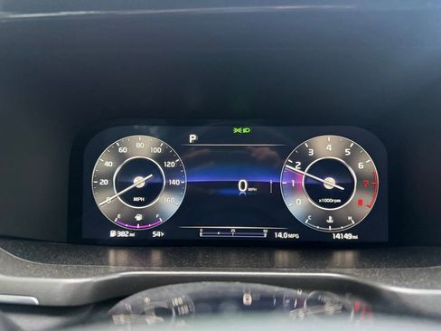 Used 2023 Kia Sorento SX image 19