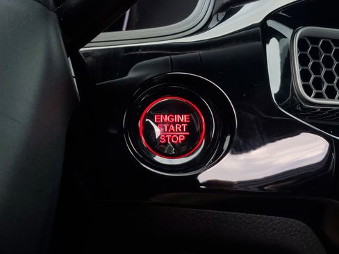 Used 2025 Honda Civic Sport image 31