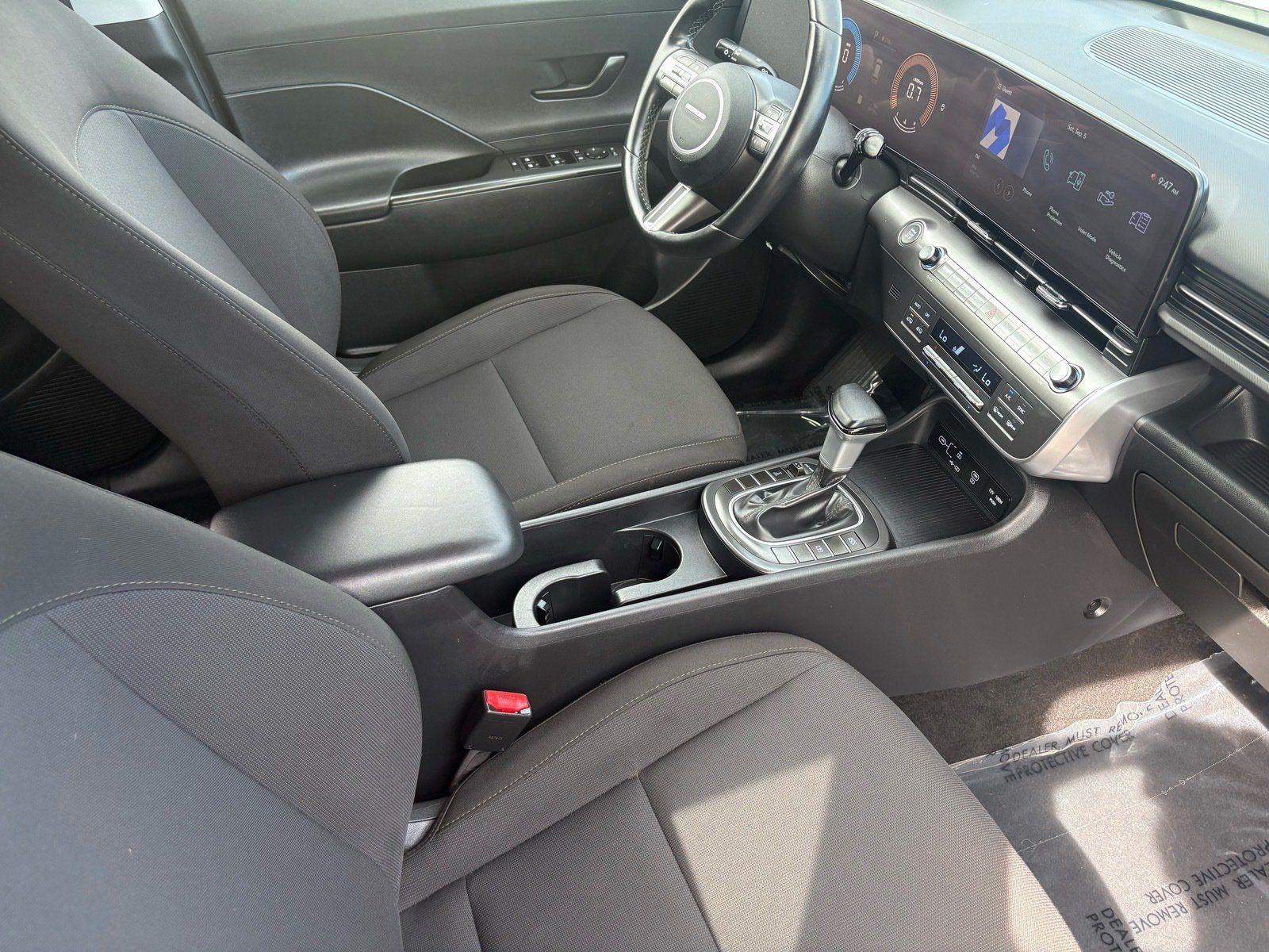 Used 2025 Hyundai Kona SEL AWD/4WD image 16