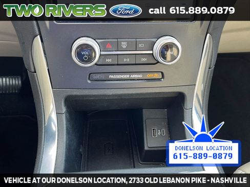 Used 2021 Ford Edge Titanium FWD image 24