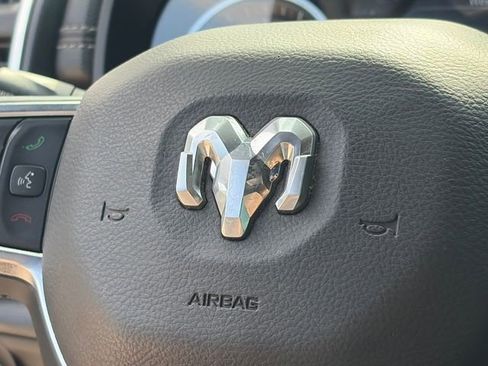 Used 2019 RAM 1500 Laramie AWD/4WD image 24