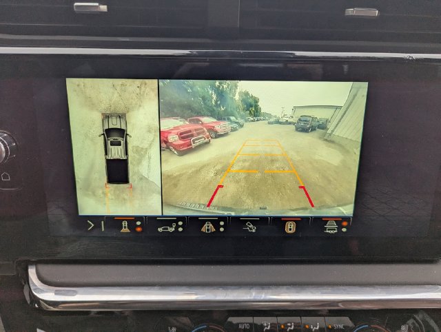 Used 2024 GMC Sierra 2500 Denali Ultimate AWD/4WD image 4