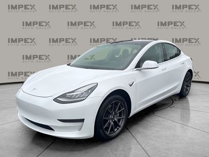 Used 2019 Tesla Model 3 Standard Range Plus