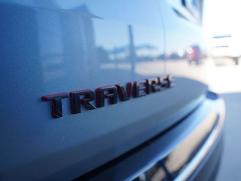 Used 2023 Chevrolet Traverse Premier w/ Redline Edition FWD image 6