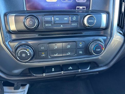 Used 2018 Chevrolet Silverado 2500 LT image 29