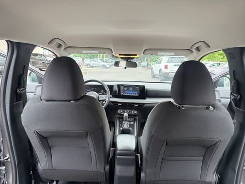 Used 2025 Nissan Kicks S AWD/4WD image 26