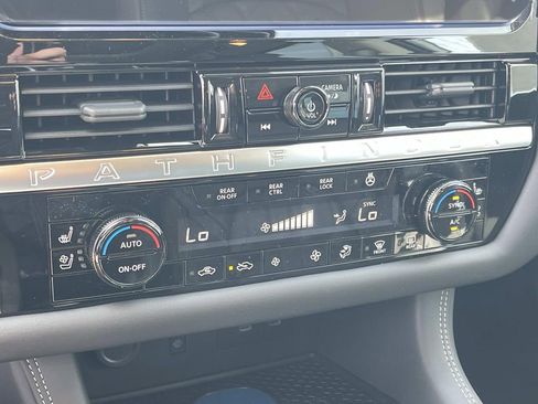 New 2026 Nissan Pathfinder Platinum AWD/4WD image 29