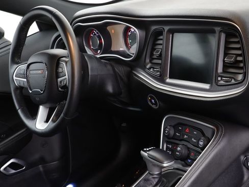 Used 2015 Dodge Challenger SXT Plus w/ Technology Group image 22