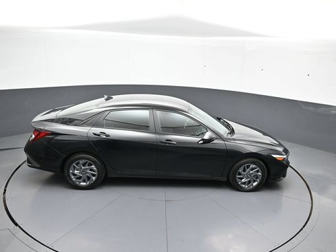 Certified 2024 Hyundai Elantra SEL FWD image 36