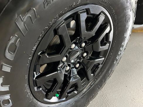 Used 2024 Ford Bronco Raptor AWD/4WD image 11