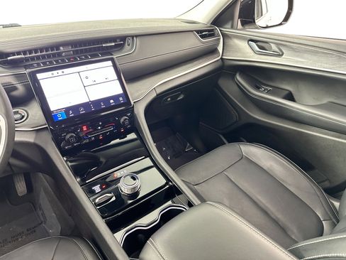 Used 2023 Jeep Grand Cherokee Limited w/ Trailer Tow Prep Group (B) image 23