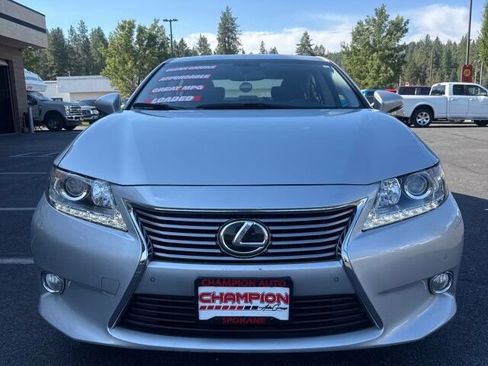 Used 2013 Lexus ES 350 w/ Premium Pkg FWD image 2