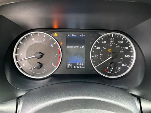 Used 2024 Nissan Sentra S image 23