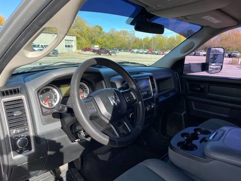 Used 2016 RAM 3500 Tradesman w/ Chrome Appearance Group image 20