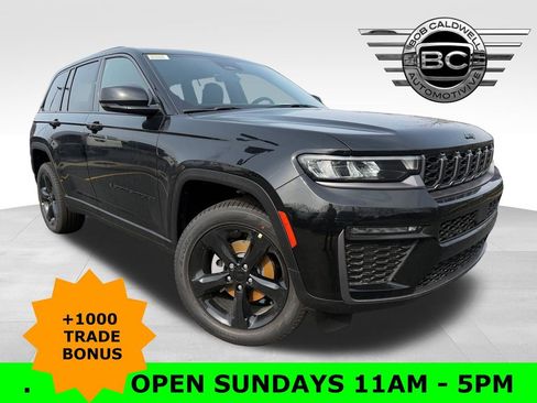 New 2026 Jeep Grand Cherokee Limited w/ Limited Altitude Package AWD/4WD image 1