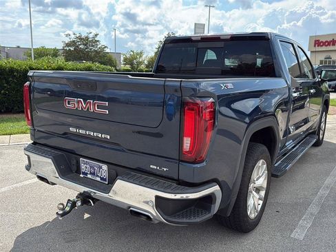 Used 2022 GMC Sierra 1500 SLT w/ SLT Premium Plus Package AWD/4WD image 2