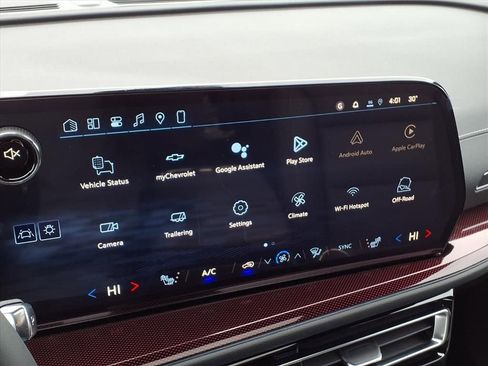 New 2026 Chevrolet Traverse Z71 w/ Driver Confidence Package image 18