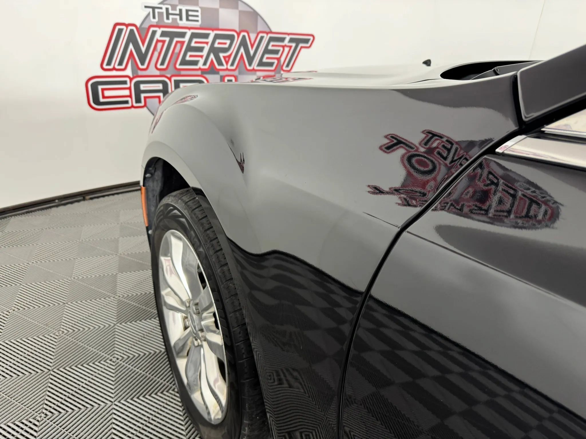 Used 2015 Chrysler 300 Limited w/ Driver Convenience Group AWD/4WD image 23