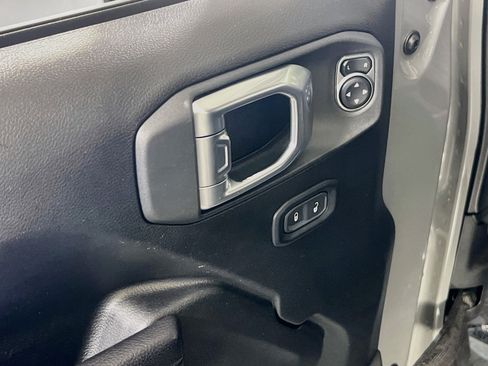 Used 2023 Jeep Wrangler Sport AWD/4WD image 17