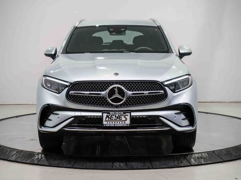 Used 2025 Mercedes-Benz GLC 350e 4MATIC image 6