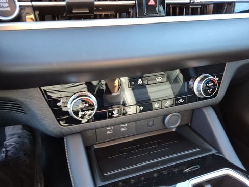 New 2026 Mitsubishi Outlander SE AWD/4WD image 18