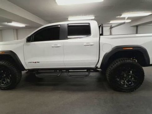 Used 2024 GMC Canyon AT4X w/ AT4X AEV Edition image 6