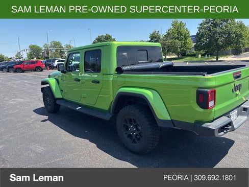 Used 2025 Jeep Gladiator Sport AWD/4WD image 6