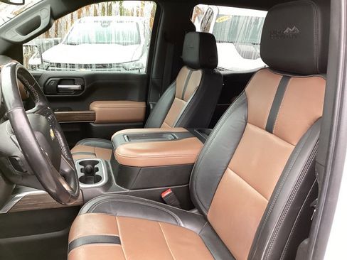 Used 2022 Chevrolet Silverado 1500 High Country image 6
