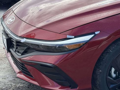 New 2026 Hyundai Elantra SEL Sport Premium FWD image 7