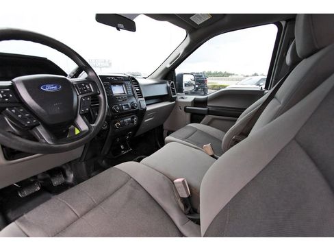 Used 2018 Ford F150 XL w/ Equipment Group 101A Mid AWD/4WD image 27