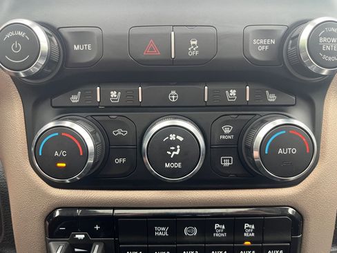 Used 2022 RAM 3500 Laramie image 29