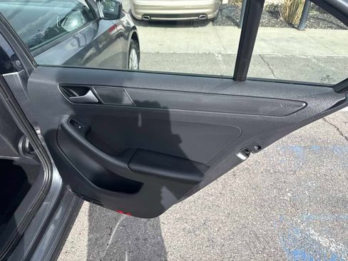 Used 2014 Volkswagen Jetta S FWD image 17