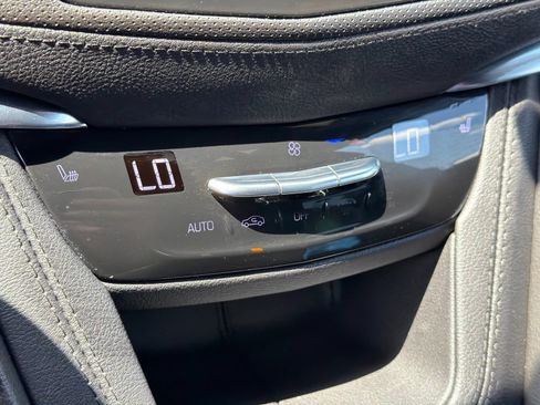 Used 2023 Cadillac XT5 Premium Luxury FWD image 26
